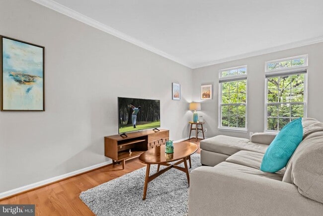 Foto del edificio - 2229 Potomac Club Pkwy