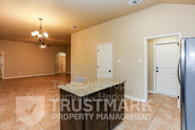 Building Photo - 1304 Risen Star Ln