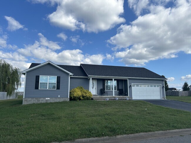 Foto del edificio - 328 Fairbanks Ave