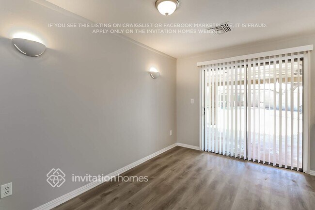 Foto del edificio - 7303 W Comet Ave