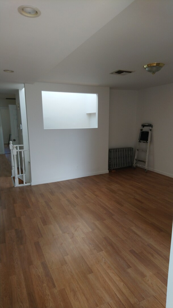 Living room 2 - 3112 Broadway