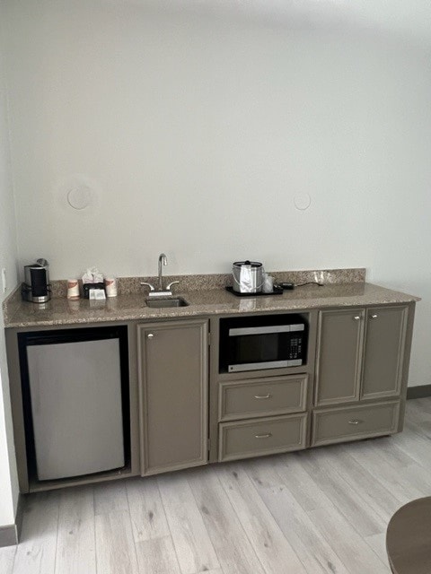 Primary Photo - 5600 Bluebonnet Blvd