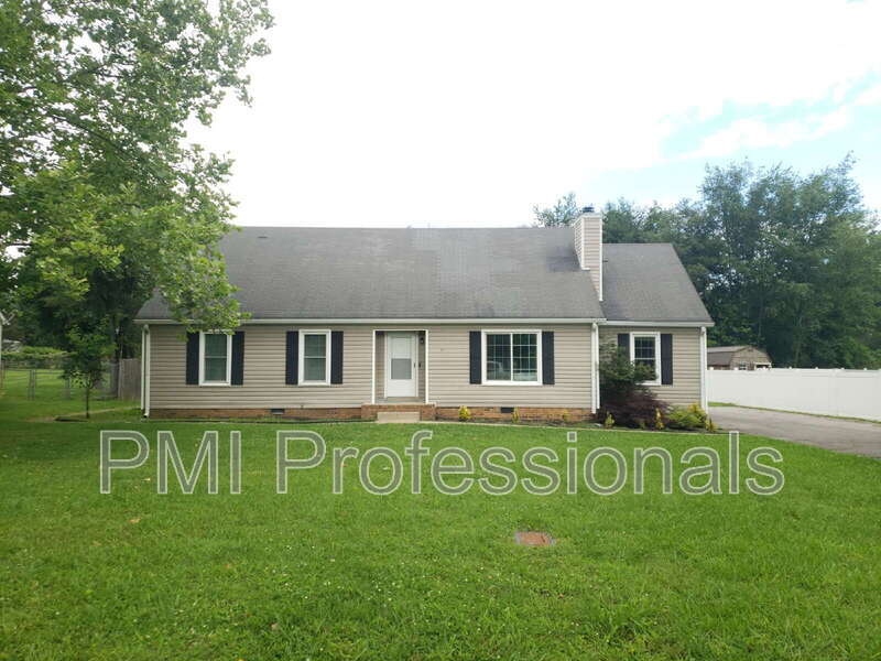 Primary Photo - 218 Beechwood Cir