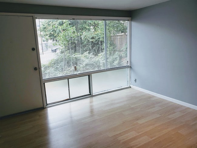 Foto del edificio - 3530 Wallingford Ave N