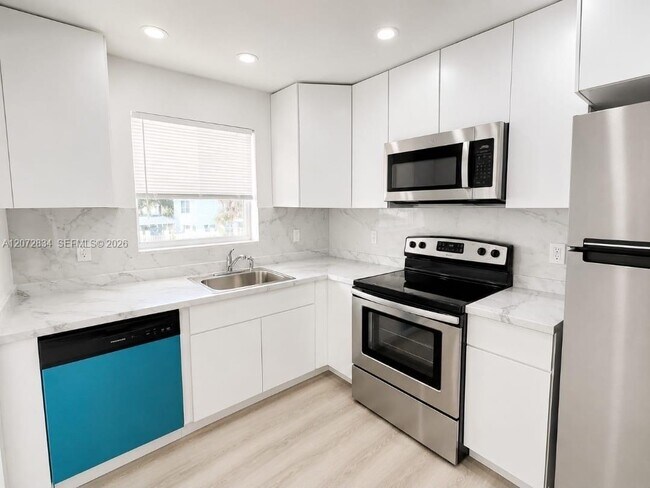 Foto del edificio - 5090 SW 64th Ave