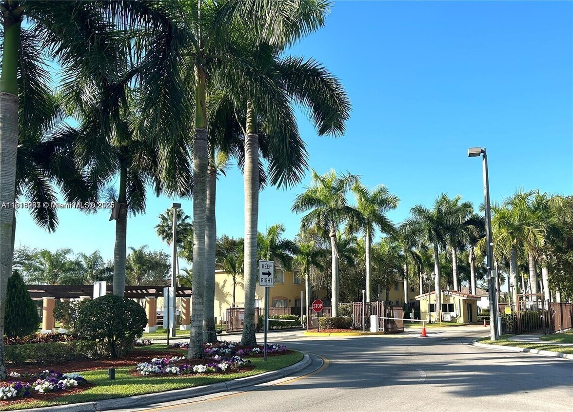 Foto del edificio - 1663 SE 29th St