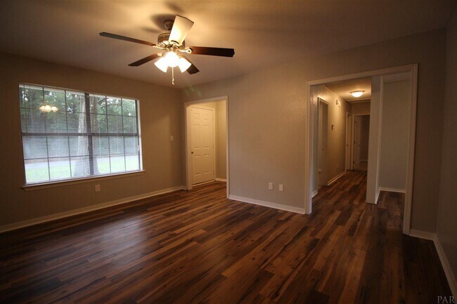 Foto del edificio - 6516 Hunter St