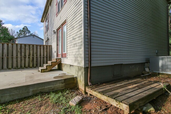 Foto del edificio - The Newest Duplexes in East Fayetteville!
