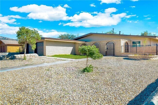 Building Photo - 7224 Ramada Dr