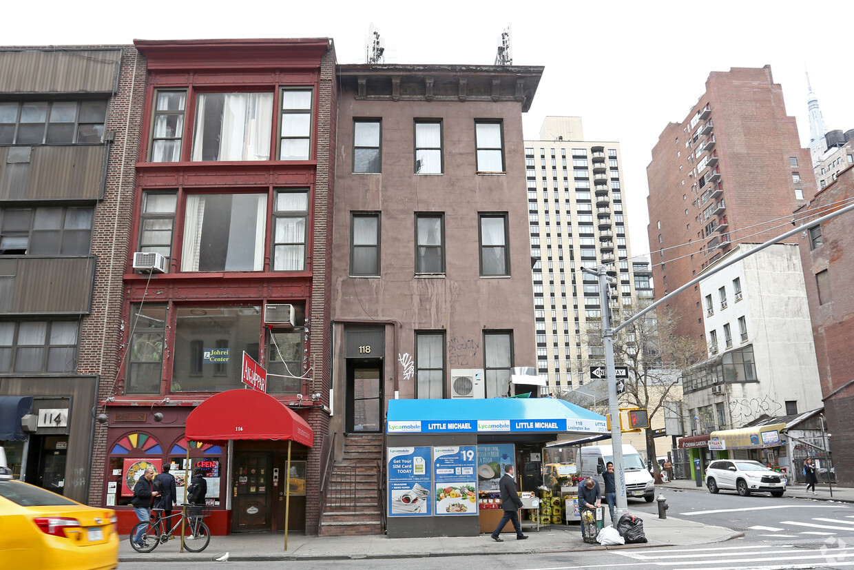 Primary Photo - 118 Lexington Ave