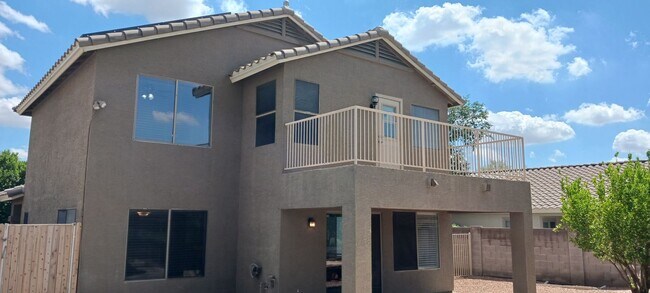 Foto del edificio - 3 Bed / 2 Bath with Loft and Pool