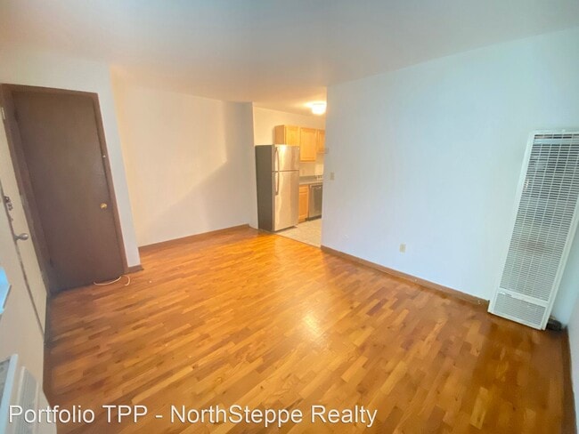 Building Photo - 1 br, 1 bath Apartment - 1320 Highland St ...