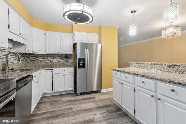 Foto del edificio - 13104 Clarion Ct