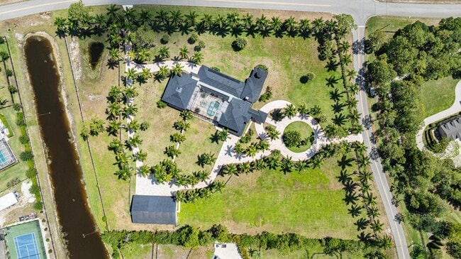 Building Photo - 6186 Duckweed Rd