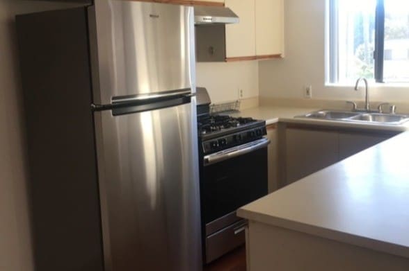 Kitchen Space - 2462 Purdue Ave