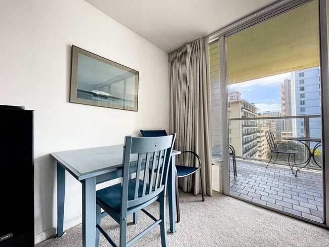 Foto del edificio - Fully Furnished Studio! Waikiki!