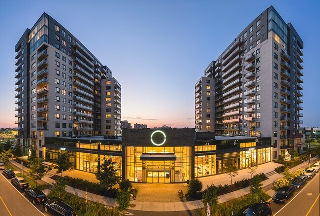 Photo du bâtiment - EQUINOXE DANIEL JOHNSON Ph 1