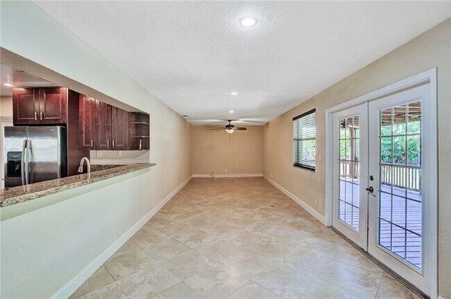Foto del edificio - 5550 SW 130th Ave