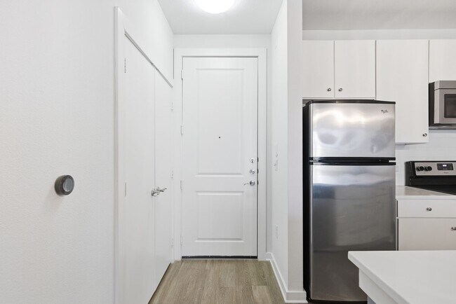 Foto del edificio - 1900 Barton Springs Rd