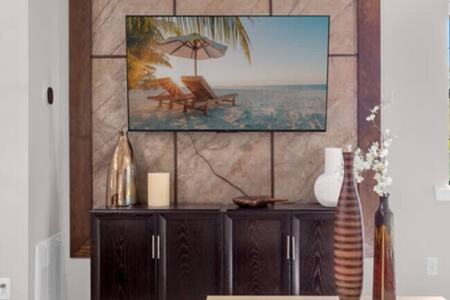 Foto del edificio - 14590 Damai Ln