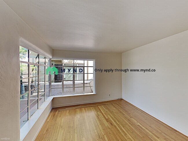 Building Photo - 1 br, 1 bath  - 2247 Ivy Dr Apt 1