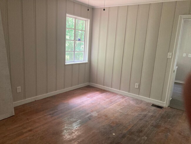 Foto del edificio - 1906 Shamrock Dr