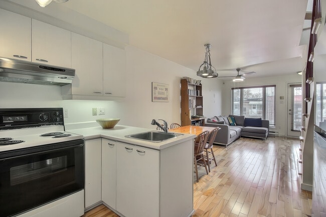 Kitchen - 6580 Rue Chabot
