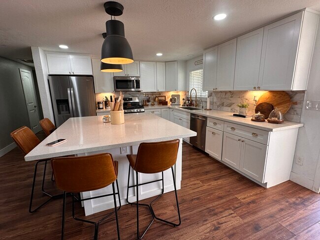 Foto del edificio - 14027 N 32nd St