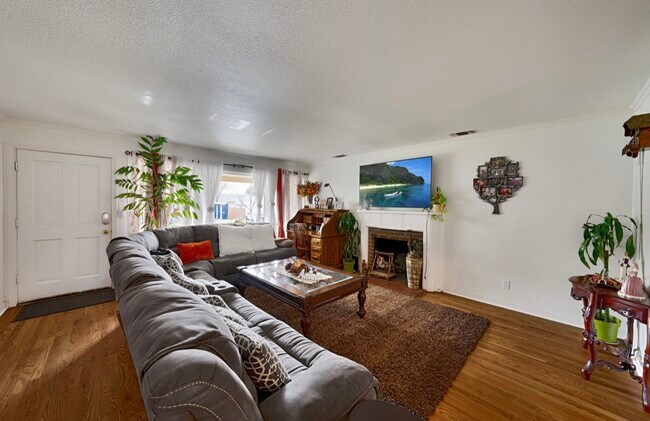 Foto del edificio - 4205 Lyle St