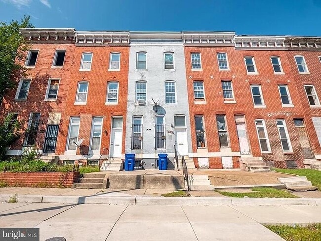 Photo - 424 E North Avenue Unit UNIT 1 Townhome