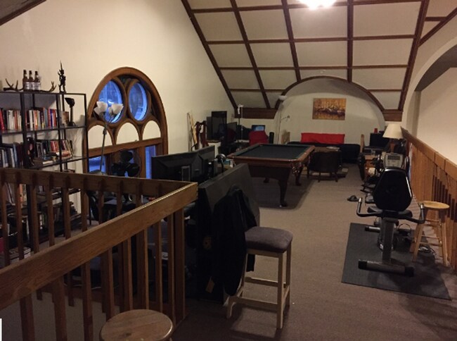 Foto del edificio - 304 N Hamilton St