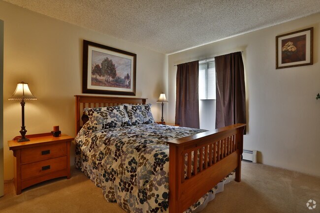 Interior Photo - ReNew Cherry Creek