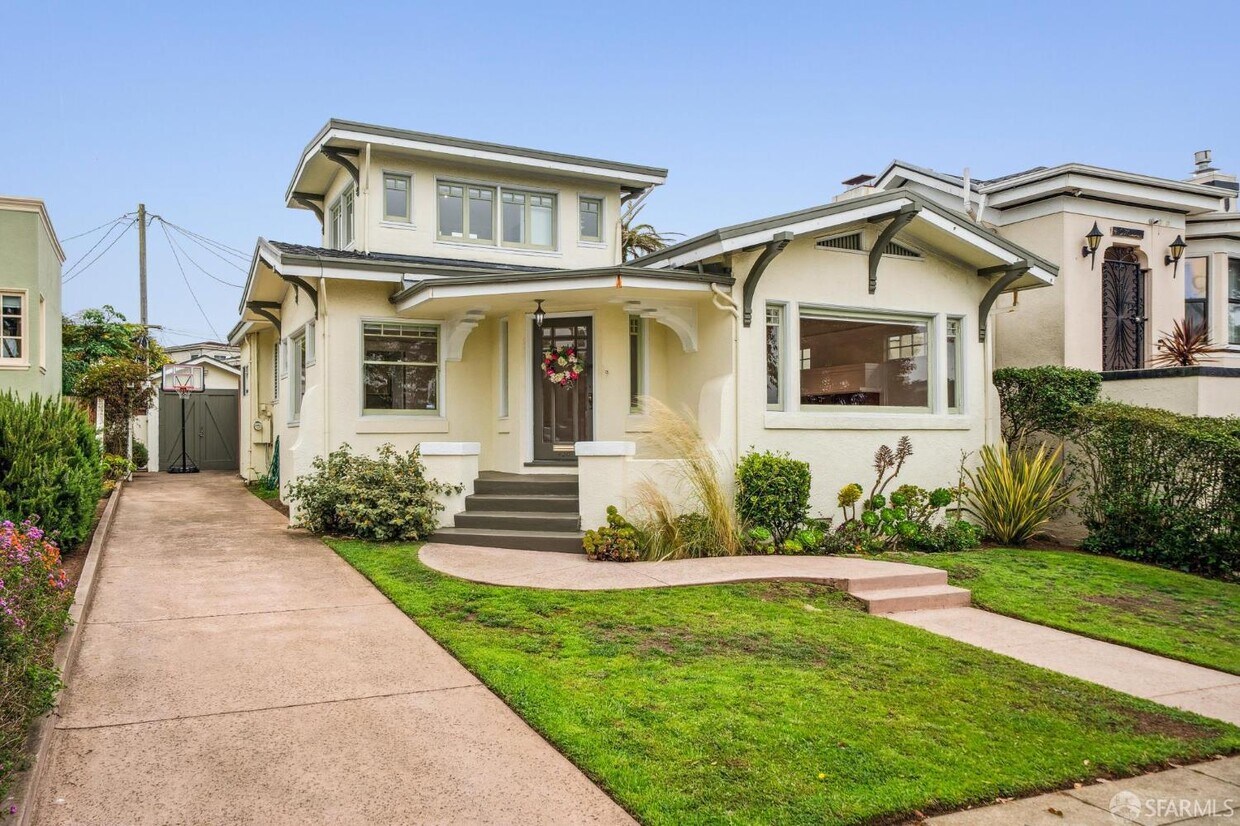 Foto principal - 420 Miramar Ave