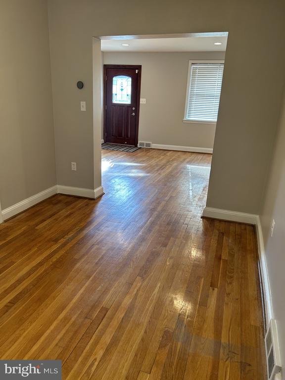 Foto del edificio - 1728 Redwood Ave