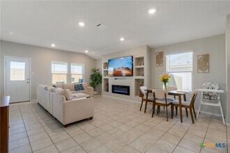 Building Photo - 5105 Natalia Rd