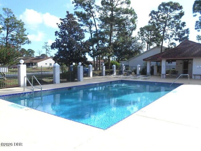 Foto del edificio - 3561 Forest Branch Dr