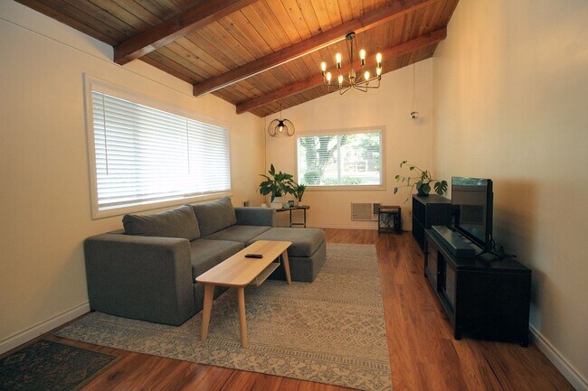 Foto del edificio - 11330 SW Tigard St