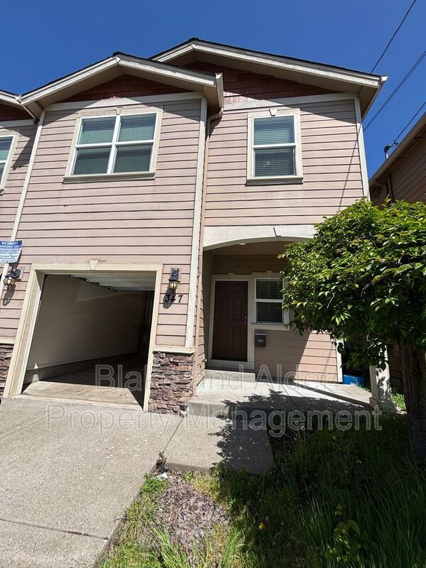 Foto del edificio - 347 Norway St NE