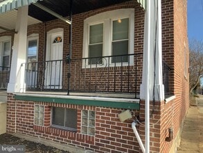 Building Photo - 254 Cedar Ave