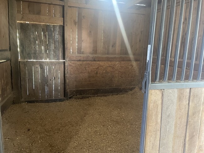 Building Photo - Pony Barn