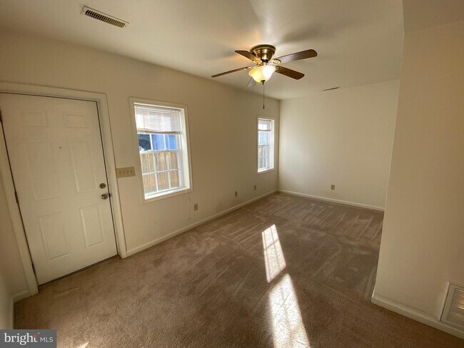 Foto del edificio - 1115 Winchester St