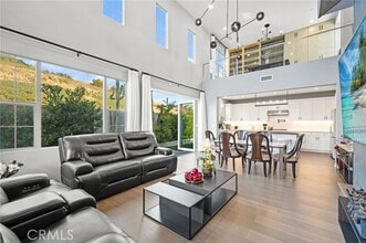 Building Photo - 109 Soaring Eagle