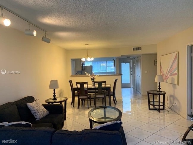 Building Photo - 2 br, 2 bath  - Sands Point