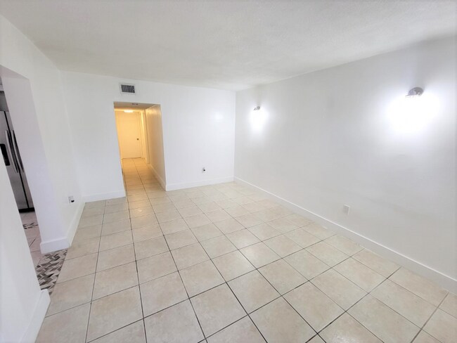 Foto del edificio - 9100 SW 95th Ave