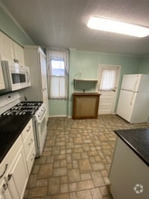 Building Photo - 207 Loucks Ave