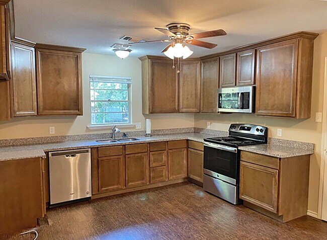 Foto del edificio - Great 4 Bdrm 2 Bath Home for Lease in Gainesville, Tx