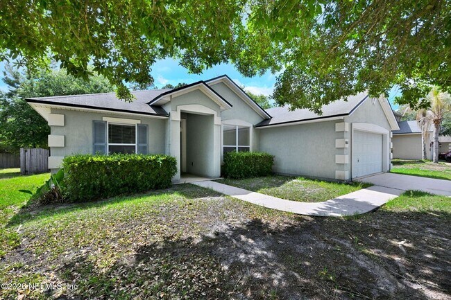 Building Photo - 10810 Stanton Hills Dr E