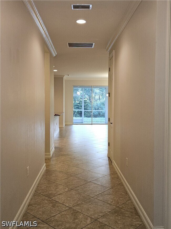 Foto del edificio - 3141 Amadora Cir