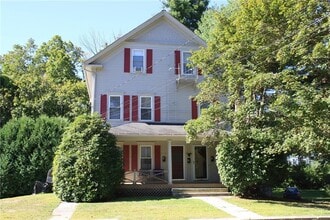 136 Church St