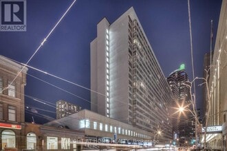 Building Photo - 45 Carlton St.